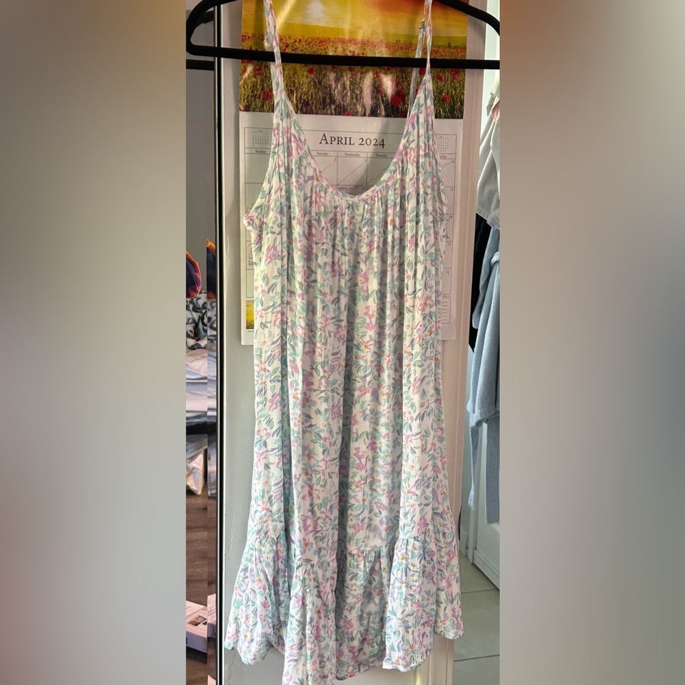 Billabong Medium Floral Sheer Mini/Mid Dress
